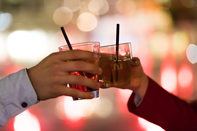 喝酒 干杯 慶祝-康興醫(yī)療器械官網(wǎng) 喝酒 干杯 慶祝-康興醫(yī)療器械官網(wǎng)